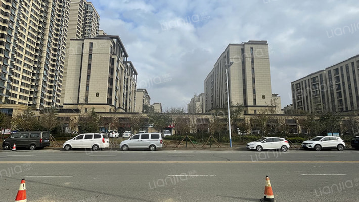 保利爱尚海外景图