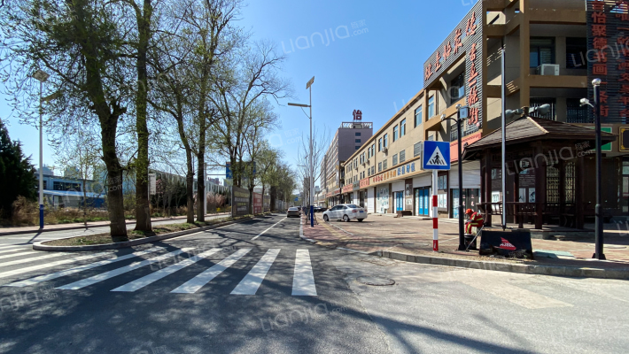 怡聚德广场外景图