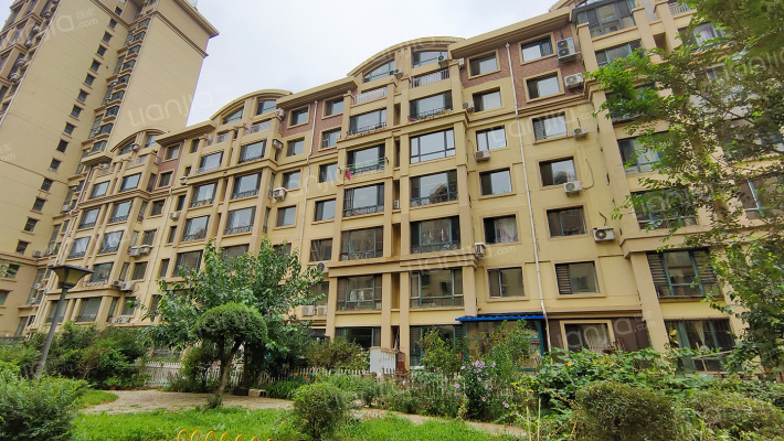 黎明西部风情外景图