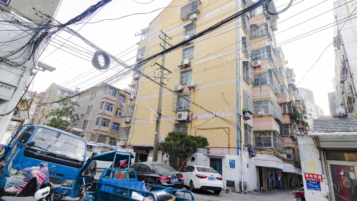 黄山新村外景图