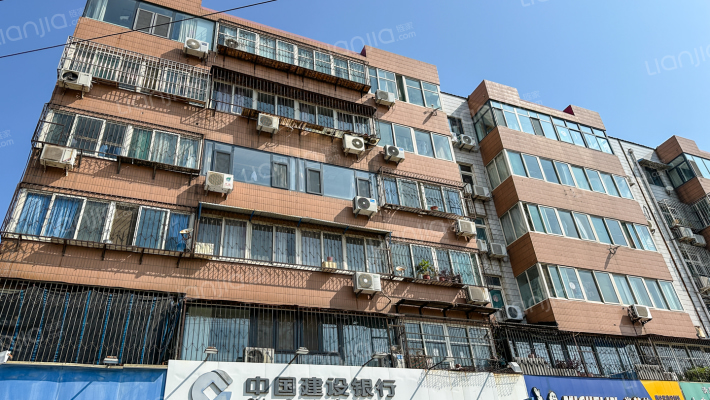 南洋东苑小区外景图