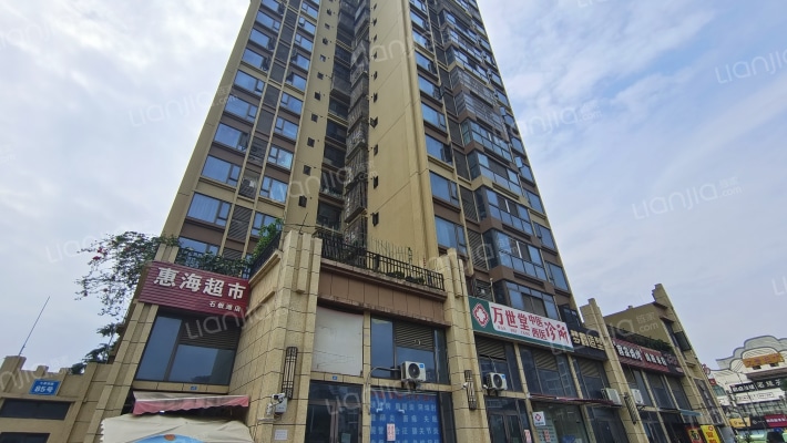 外滩逸景外景图