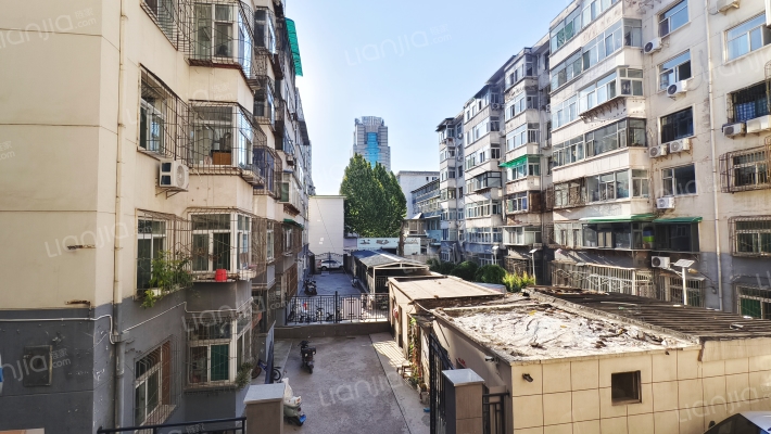 半坡东街29号院外景图