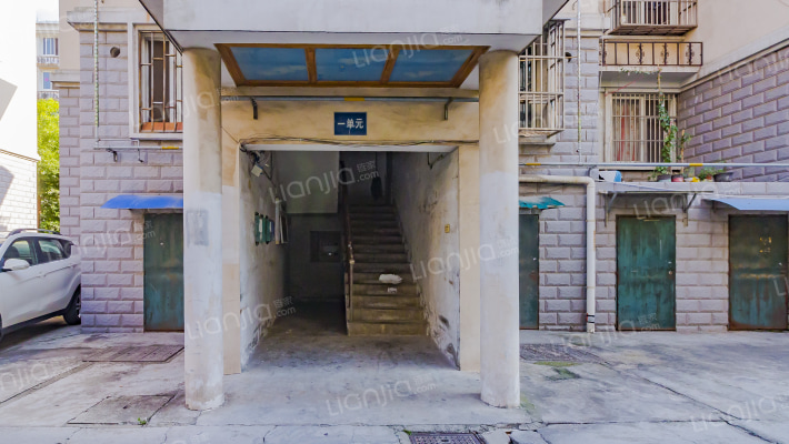 长江新苑外景图