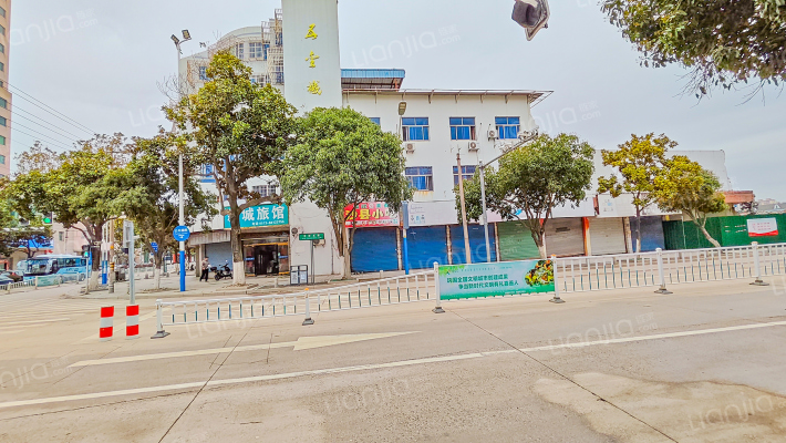 亭桥北路外景图