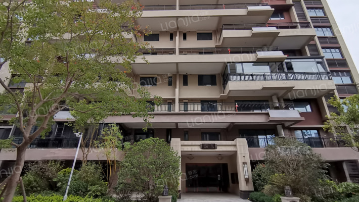 中邦上海城金座外景图