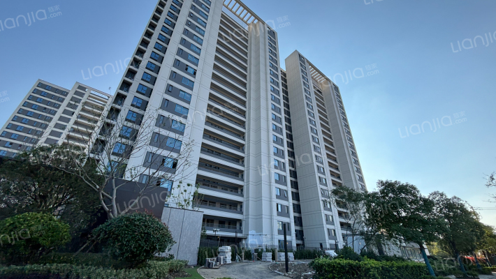 融创滨江映外景图