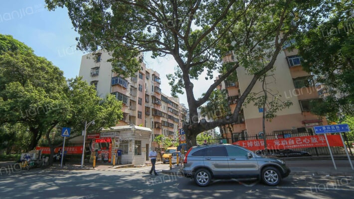 机场龙塘住宅楼外景图