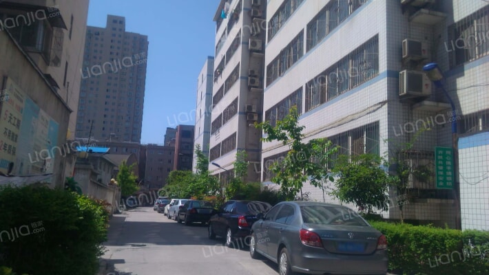 武警家属区外景图