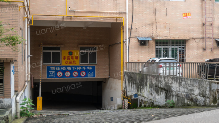 天际绿洲外景图