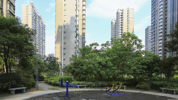 世纪城豪江苑外景图