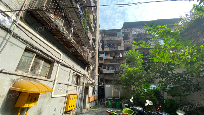 计委综合楼外景图