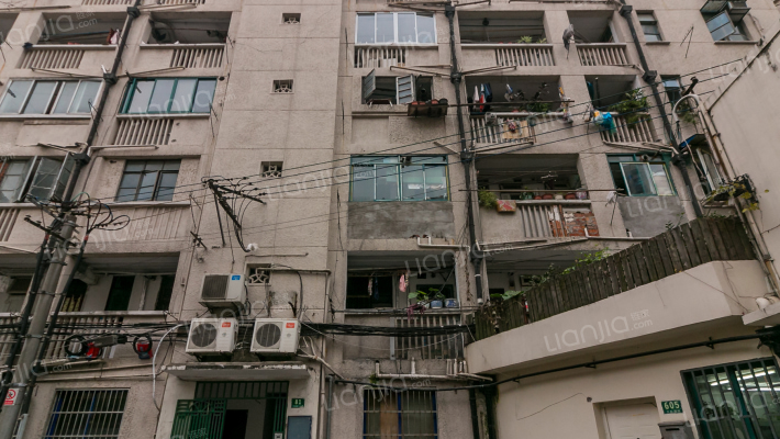 中行小区外景图