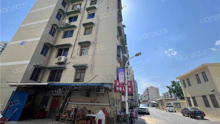 窦楼小区外景图