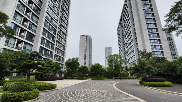 亚厦金宸府外景图