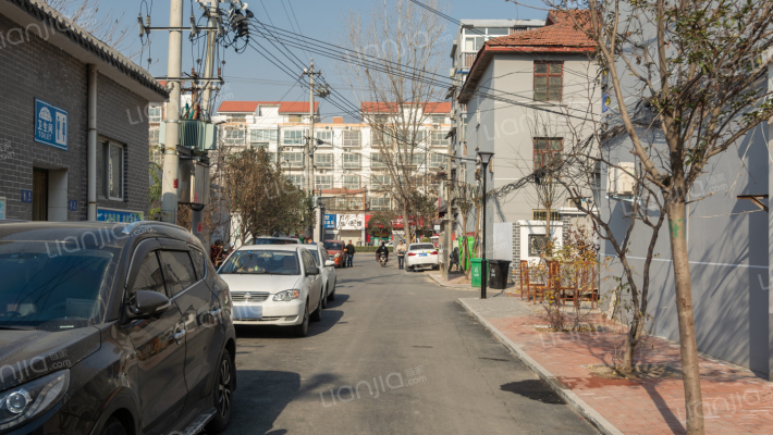 轴承厂家属院外景图