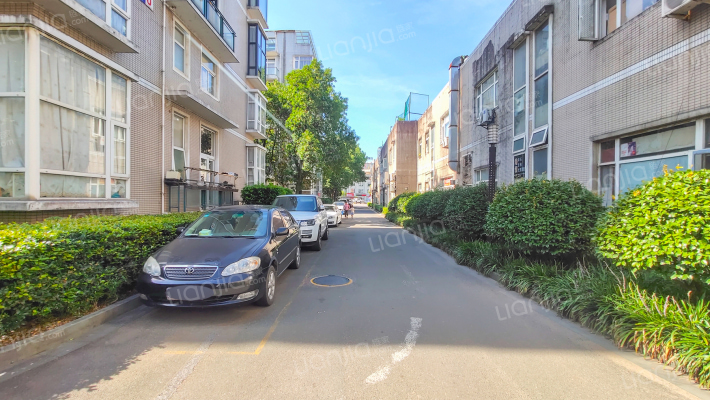 香格里拉城市花园外景图