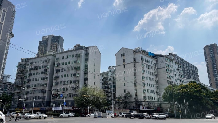 新世纪花园B区外景图