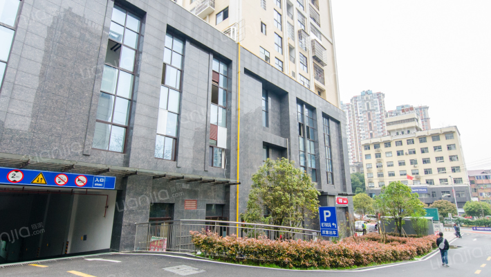 顺安大厦外景图