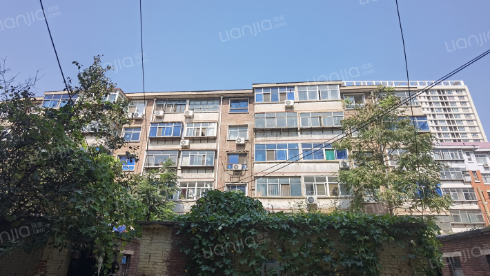 华兴职工宿舍外景图