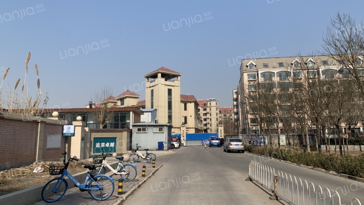 珑庭园中苑外景图