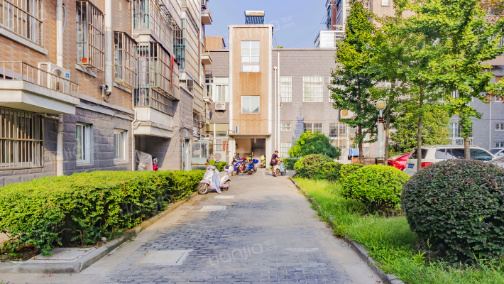 三元新村东区外景图