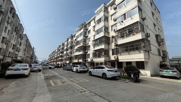 姜成花苑外景图