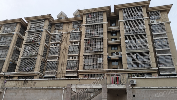 金域华府外景图