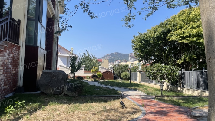 山海天别墅外景图