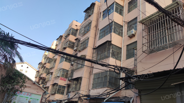 二运公司家属楼外景图