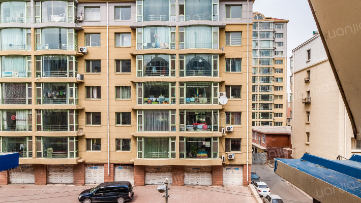 长春超高压局小区外景图