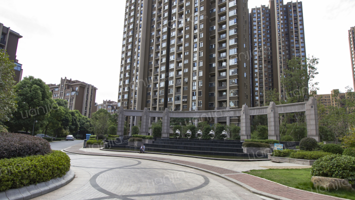 朝辉东方城二区外景图