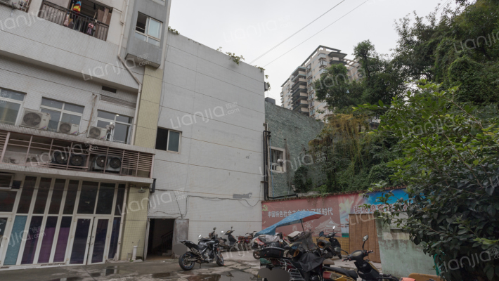 半山豪苑外景图