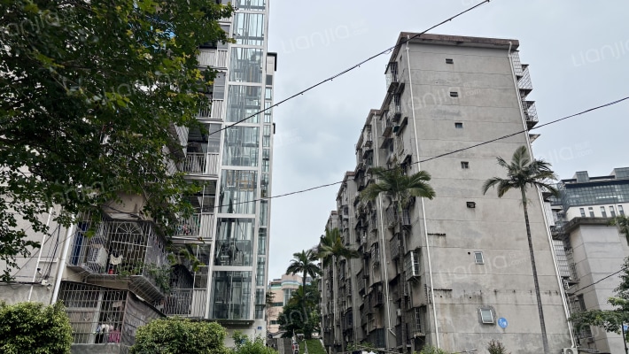 白云山化学制药厂宿舍外景图