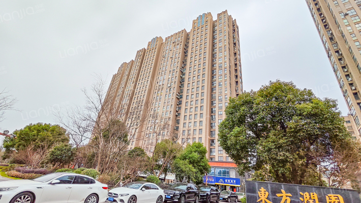 东方润园外景图