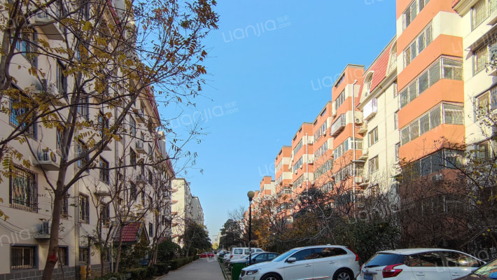 河南大学仁和小区外景图