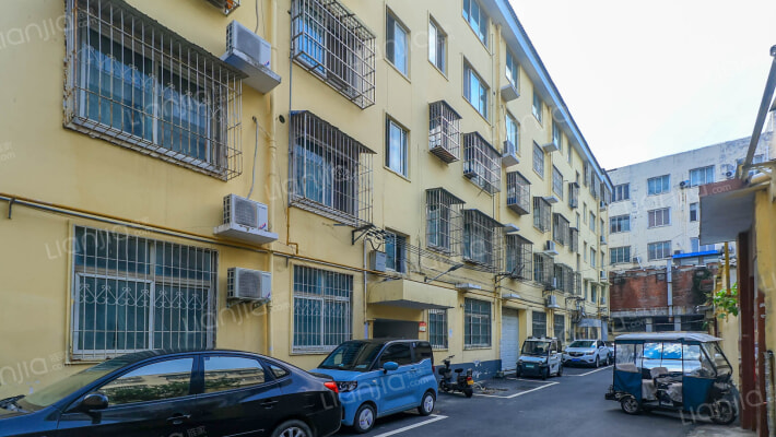 工行家属院外景图