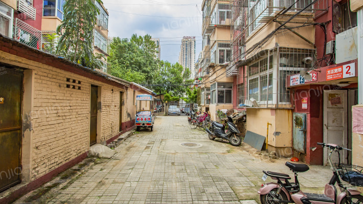 迎春路邮电楼外景图