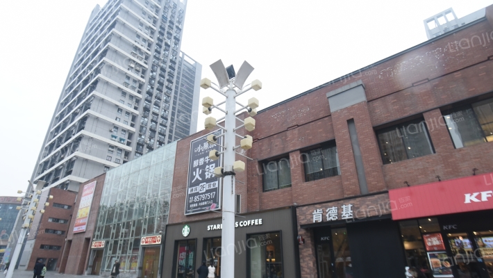 南国北都城市广场外景图