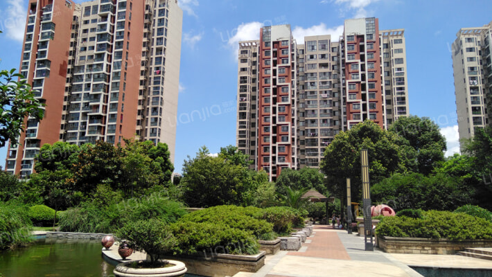 路劲主场一期外景图