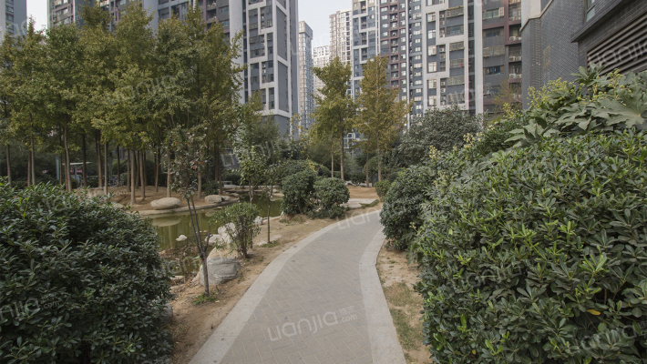 美景鸿城七里河小区外景图