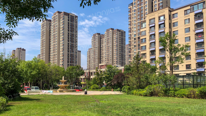 孔雀城棠墅园外景图