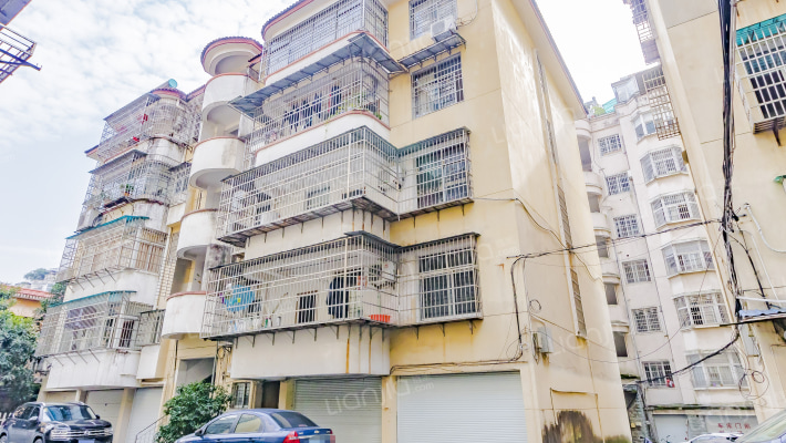 农发行宿舍外景图