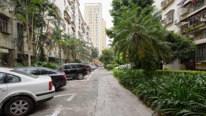 皇岗口岸生活区外景图