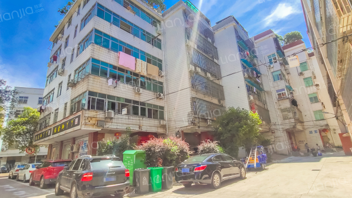 白云小区外景图