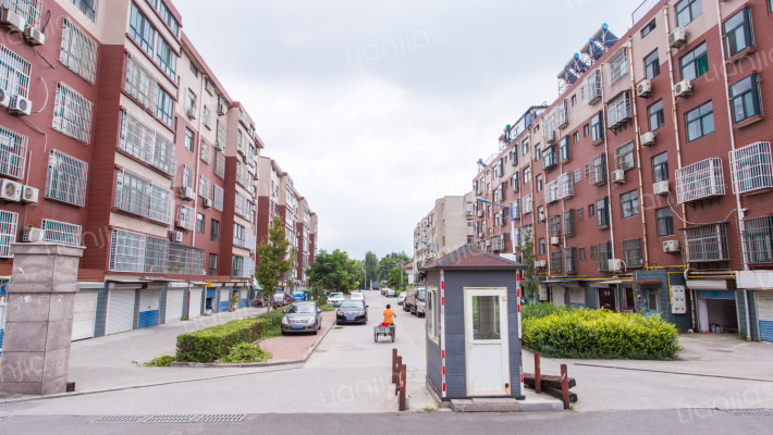 白家小区外景图