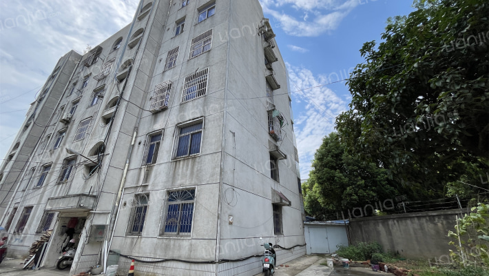 合肥十九中宿舍楼外景图