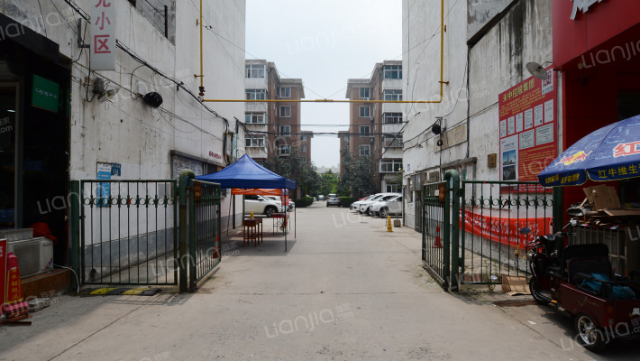 河北农业大学烛光小区外景图