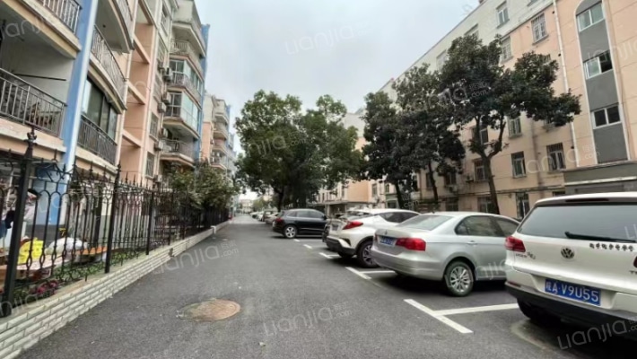 青春苑A区外景图