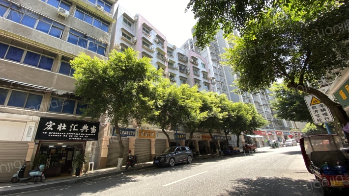 新华旅馆外景图